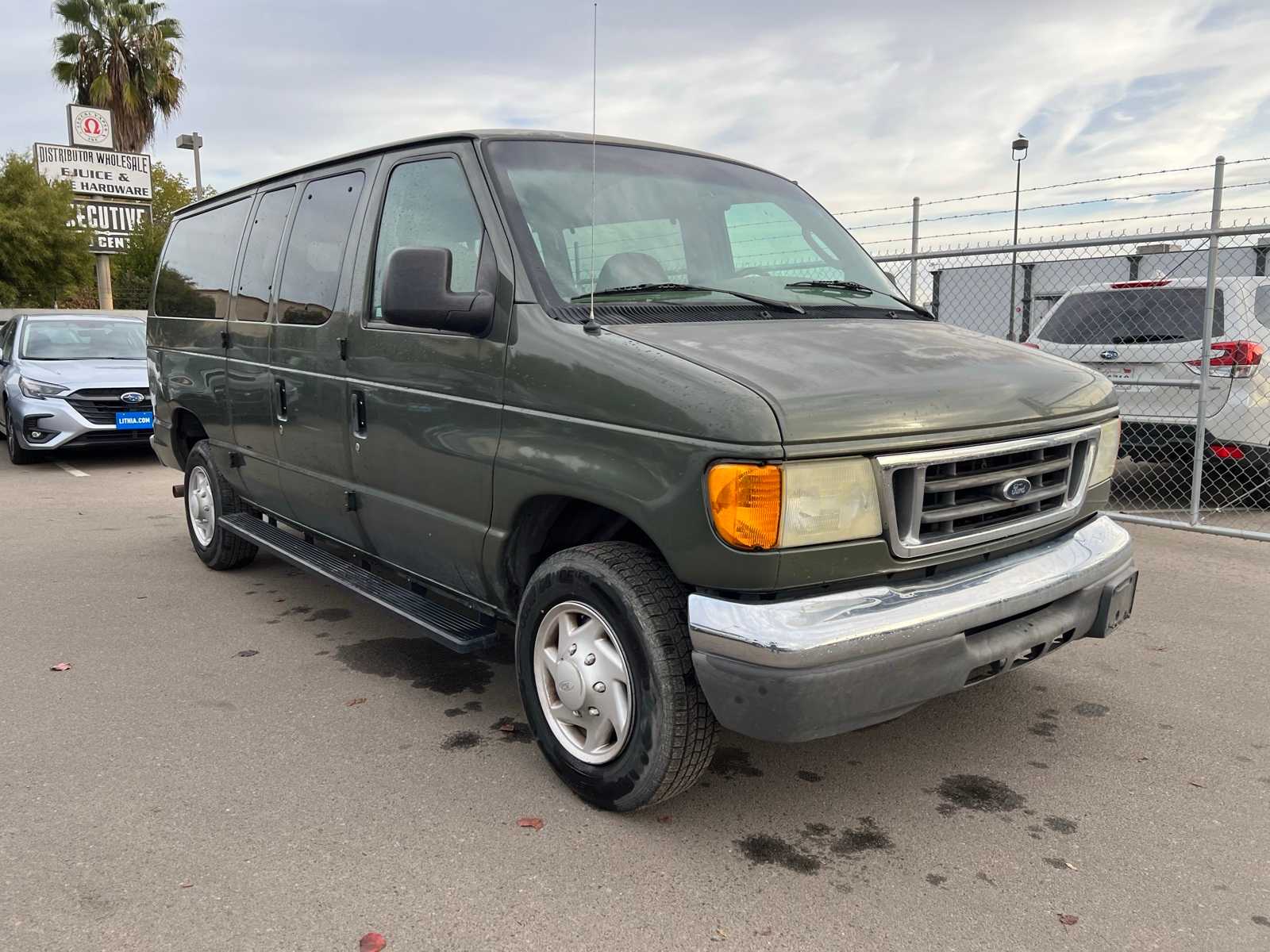 Thumbnail: 2005 Ford Econoline - 9