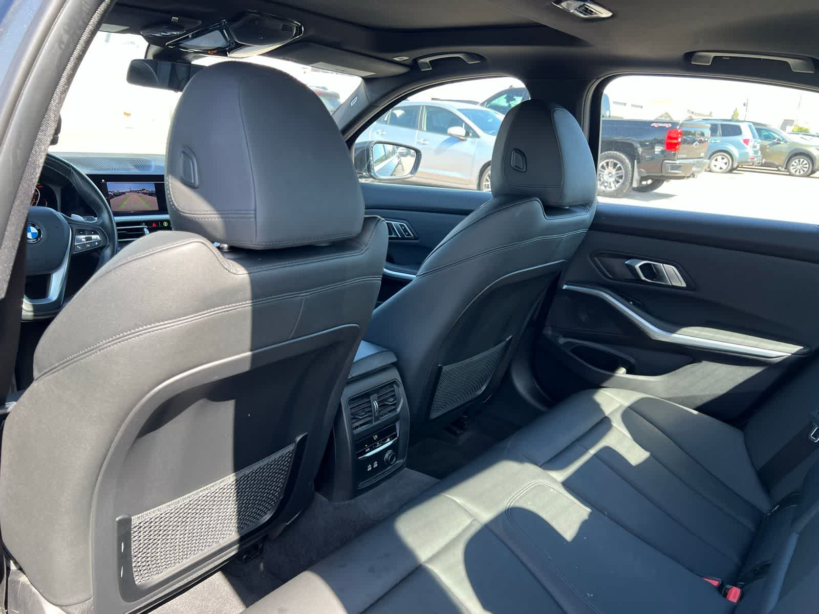 Thumbnail: 2019 BMW 3 Series - 17