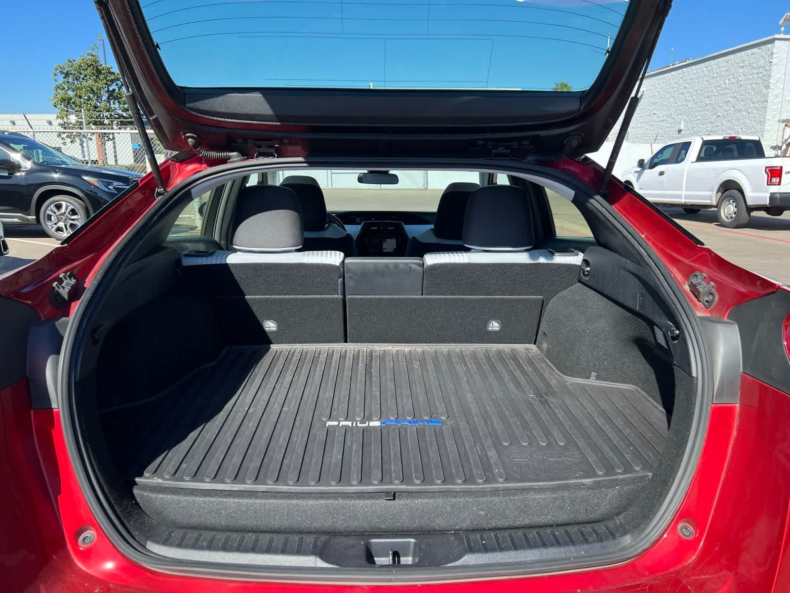 Thumbnail: 2017 Toyota Prius Prime - 7