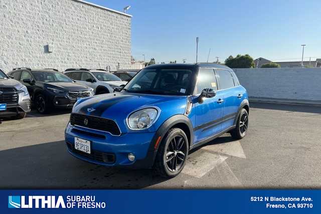 2014 MINI Cooper Countryman S -
                Fresno, CA