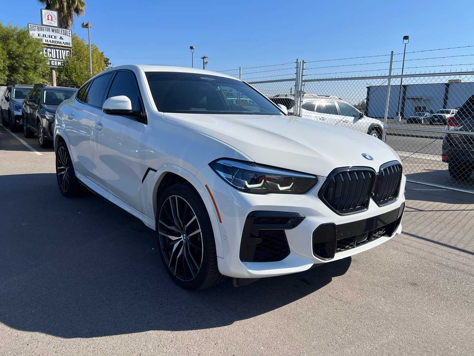 Thumbnail: 2022 BMW X6 - 11