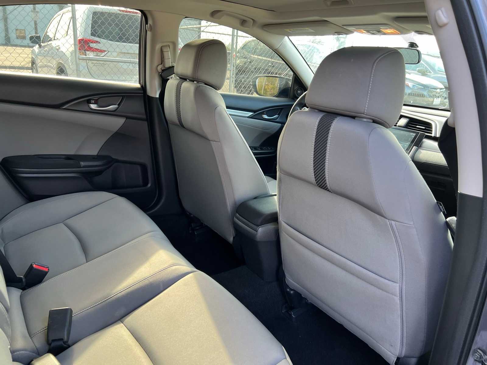 Thumbnail: 2016 Honda Civic - 21