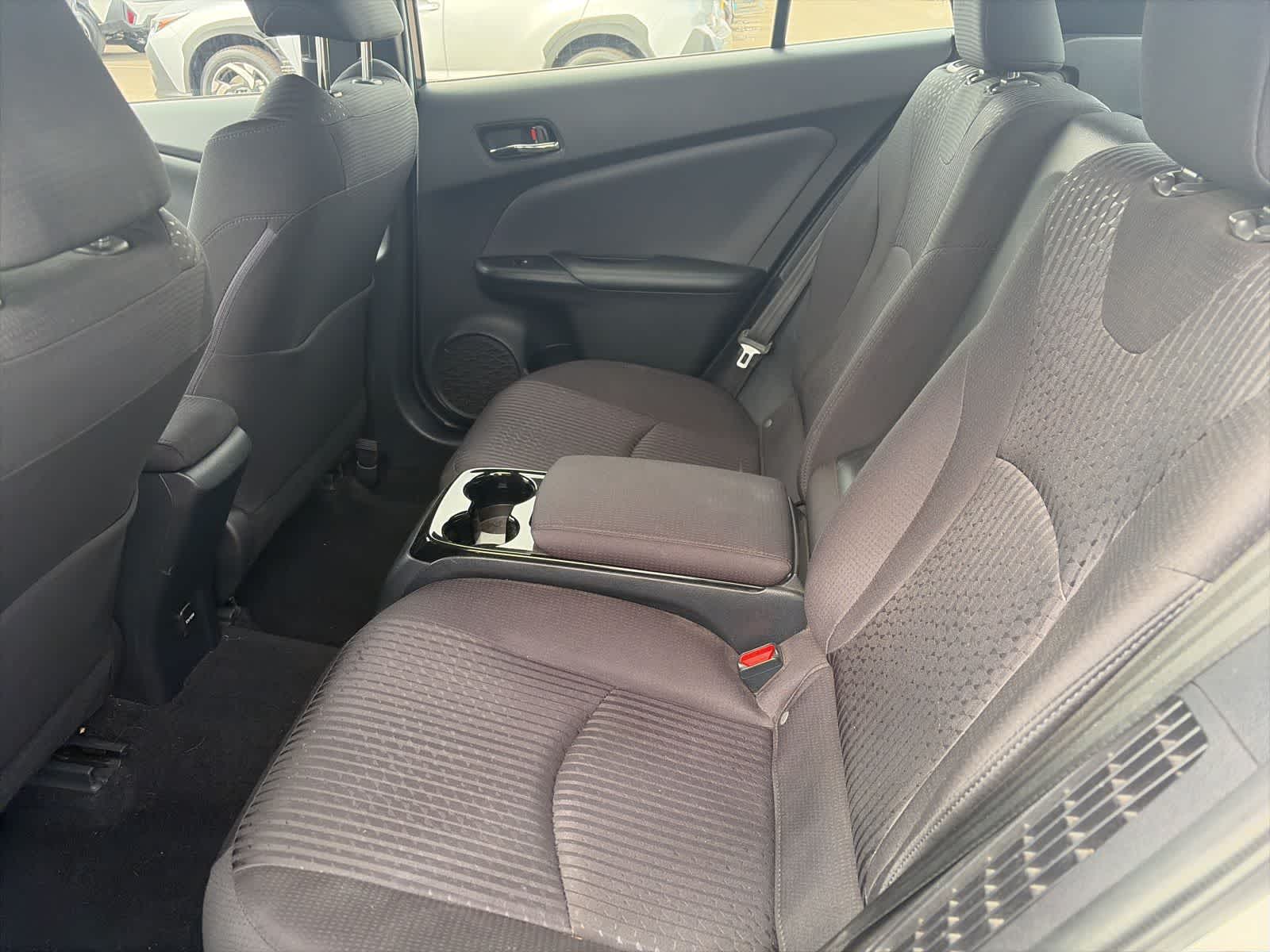 Thumbnail: 2018 Toyota Prius Prime - 25