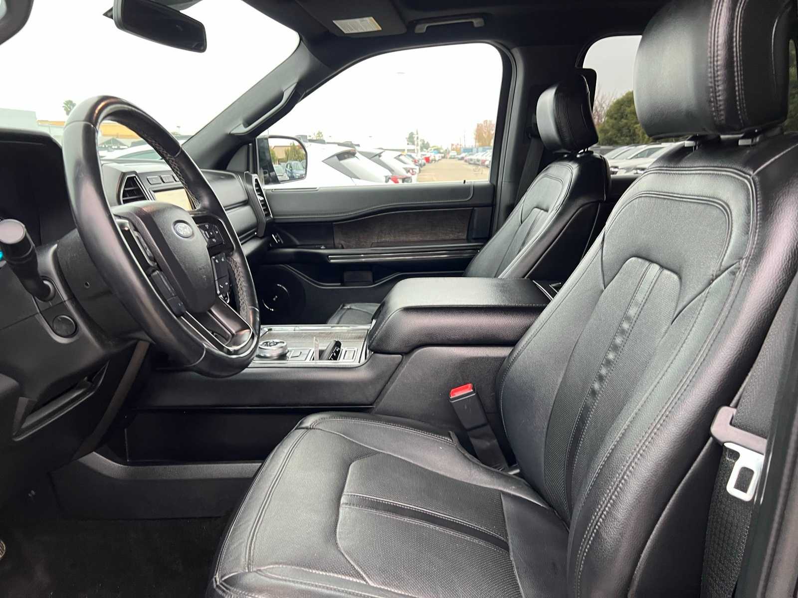 Thumbnail: 2020 Ford Expedition MAX - 16