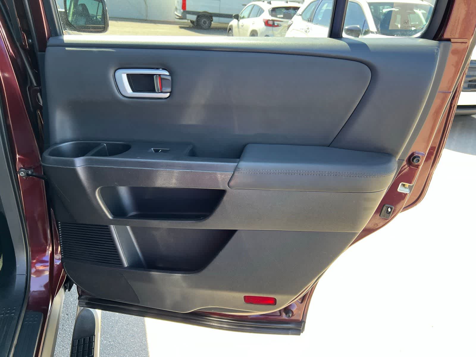 Thumbnail: 2013 Honda Pilot - 22