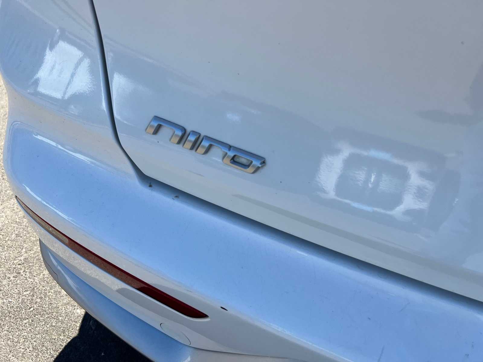 Thumbnail: 2018 Kia Niro - 5