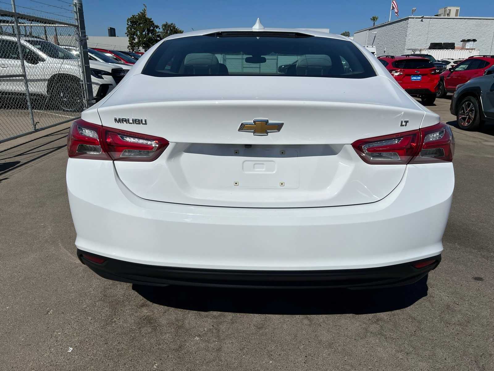 Thumbnail: 2019 Chevrolet Malibu - 4