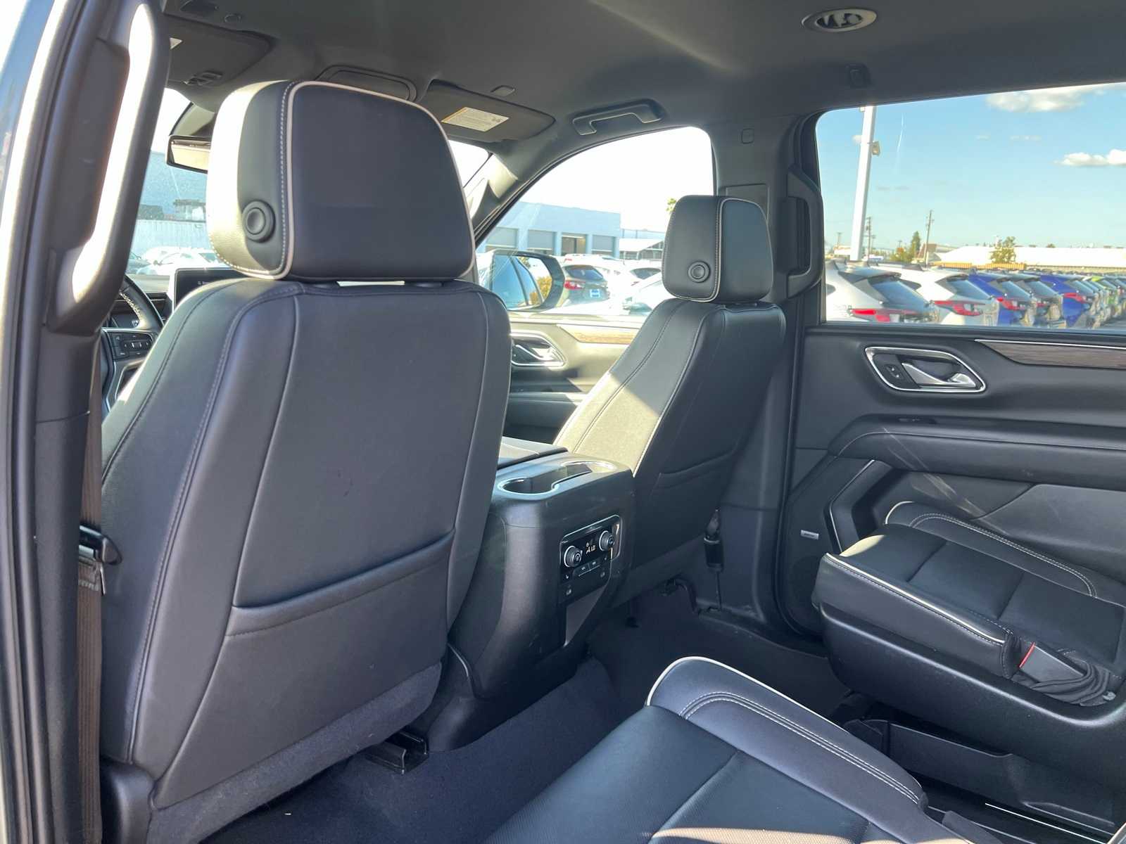 Thumbnail: 2023 Chevrolet Suburban - 17