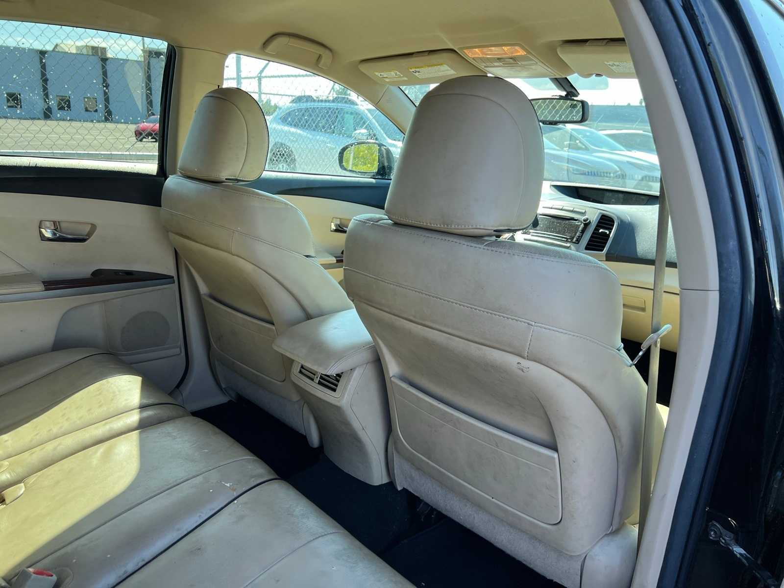 Thumbnail: 2012 Toyota Venza - 19