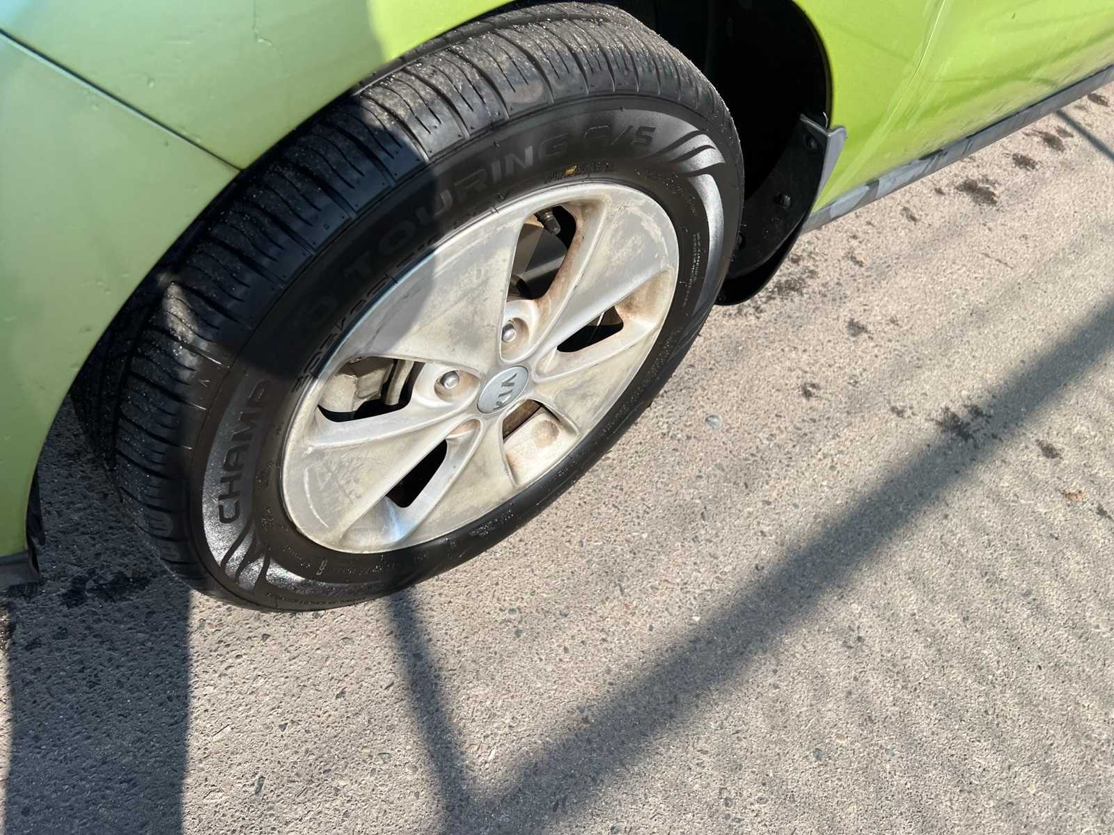 Thumbnail: 2014 Kia Soul - 12