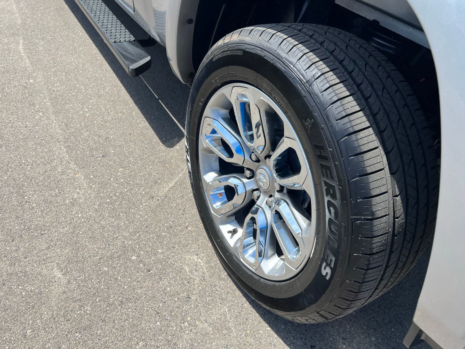 Thumbnail: 2020 RAM 1500 - 16
