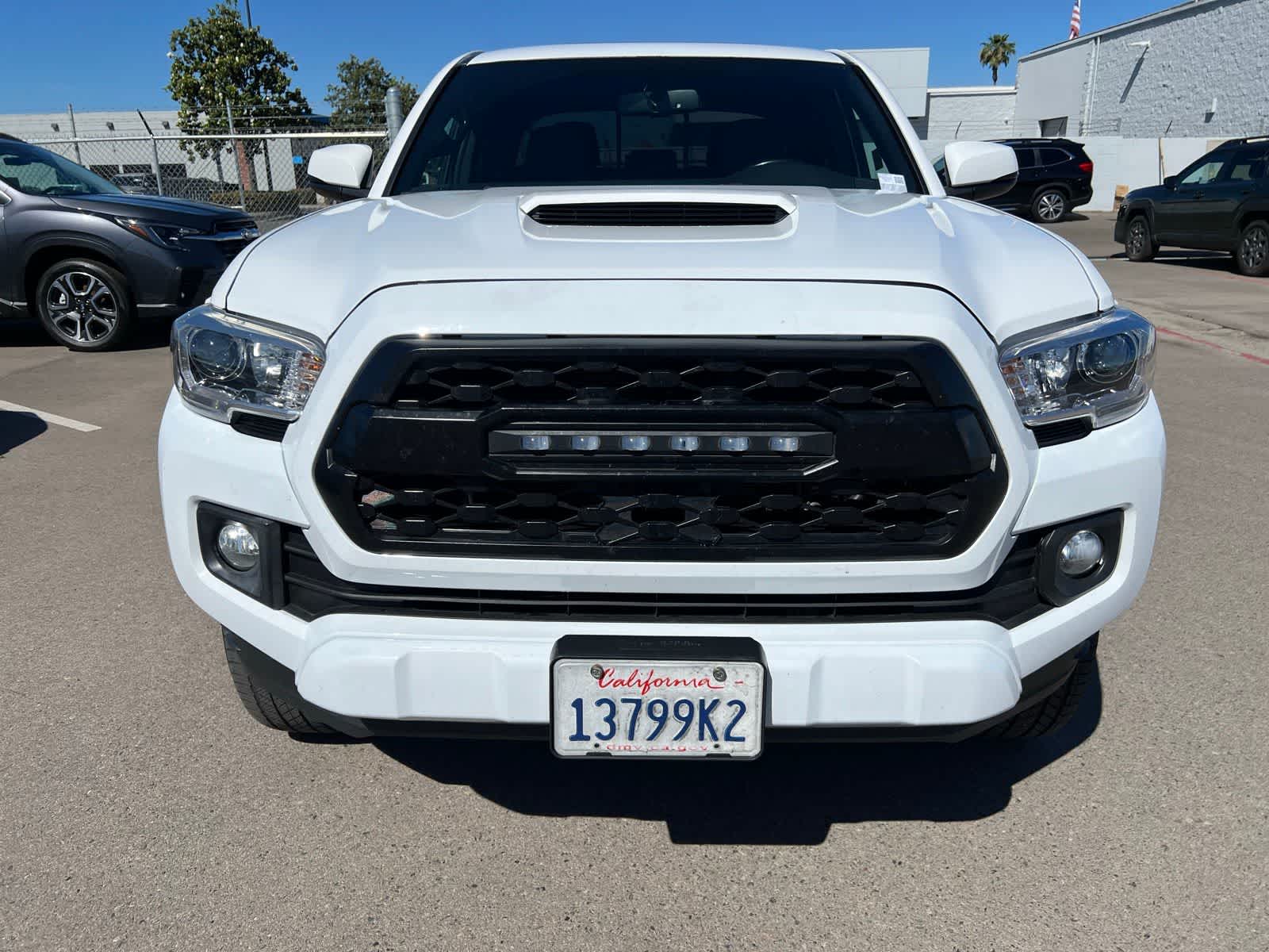 Thumbnail: 2017 Toyota Tacoma - 12