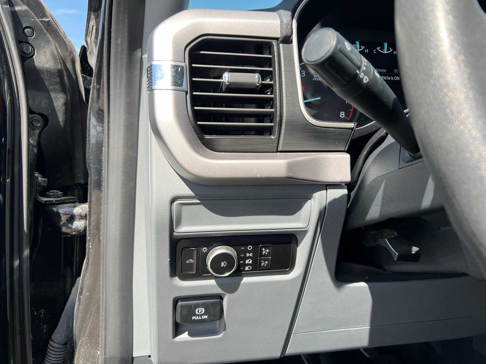 Thumbnail: 2023 Ford F-150 - 28