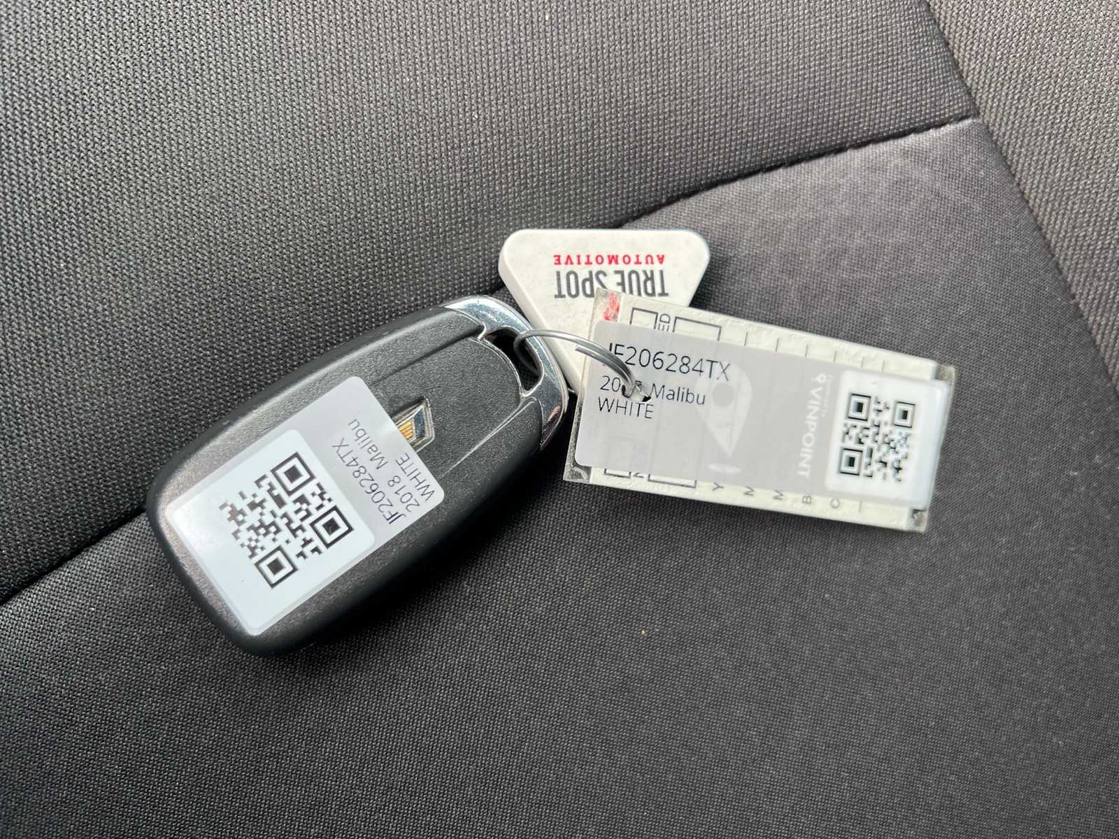 Thumbnail: 2018 Chevrolet Malibu - 44