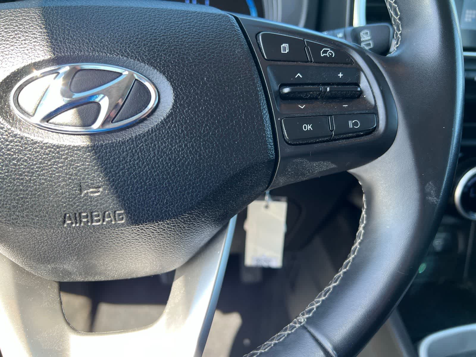 Thumbnail: 2023 Hyundai Venue - 34