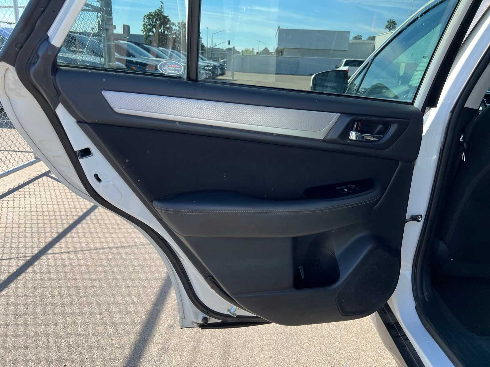 Thumbnail: 2018 Subaru Outback - 19