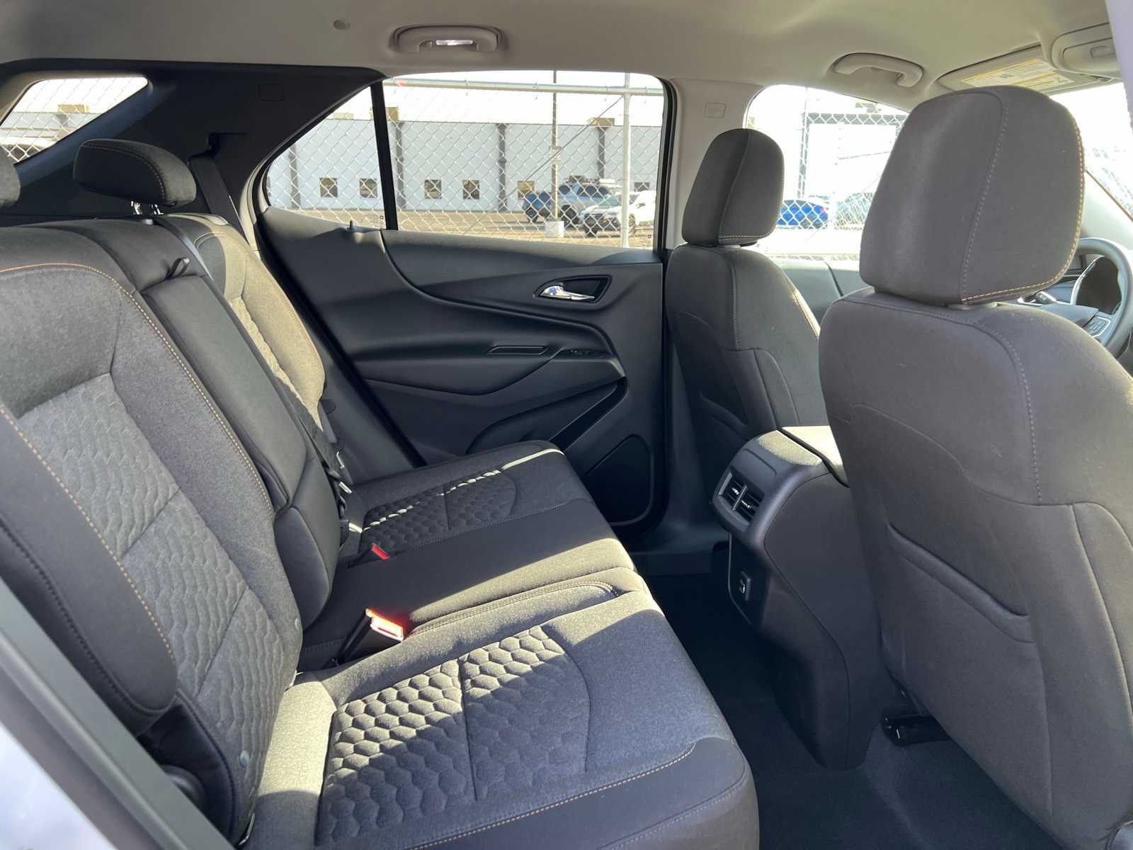 Thumbnail: 2020 Chevrolet Equinox - 23