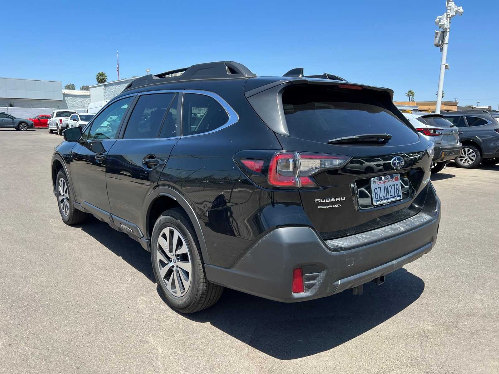 2022 Subaru Outback Premium 3