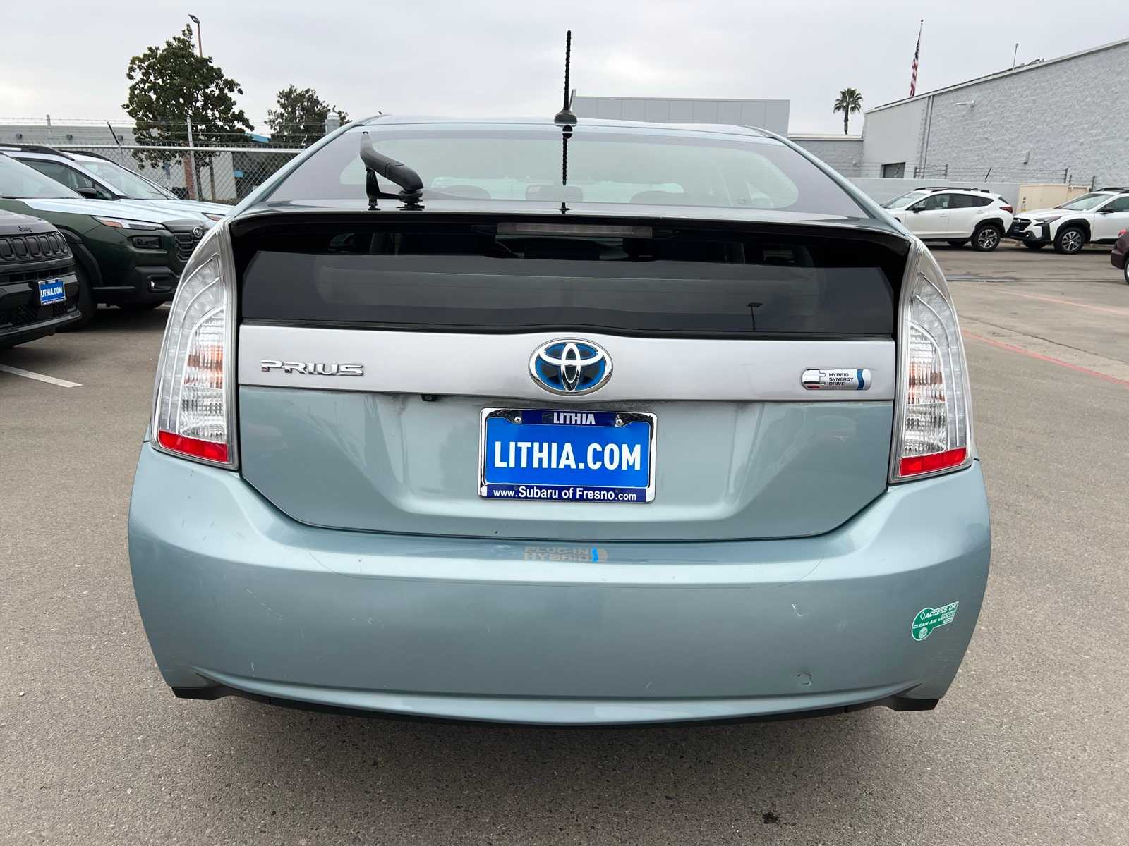 Thumbnail: 2012 Toyota Prius - 4