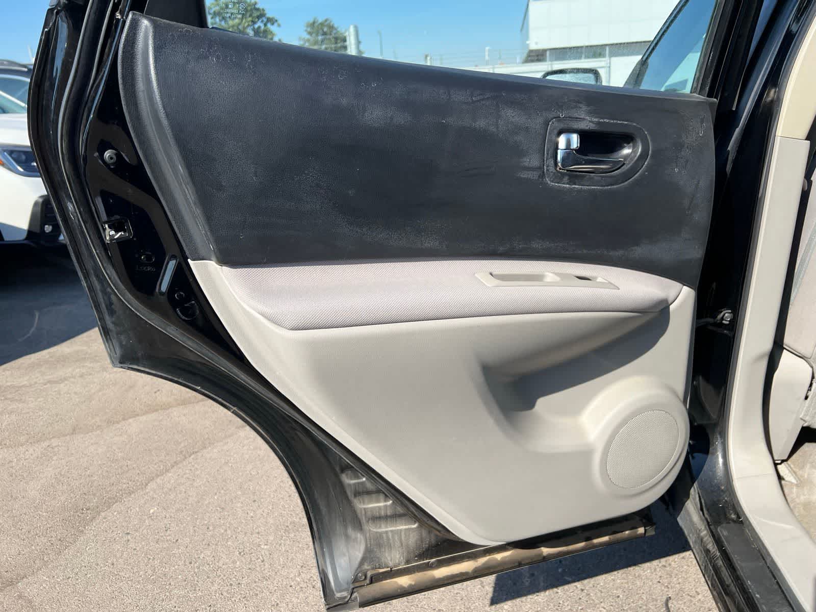 Thumbnail: 2014 Nissan Rogue - 19