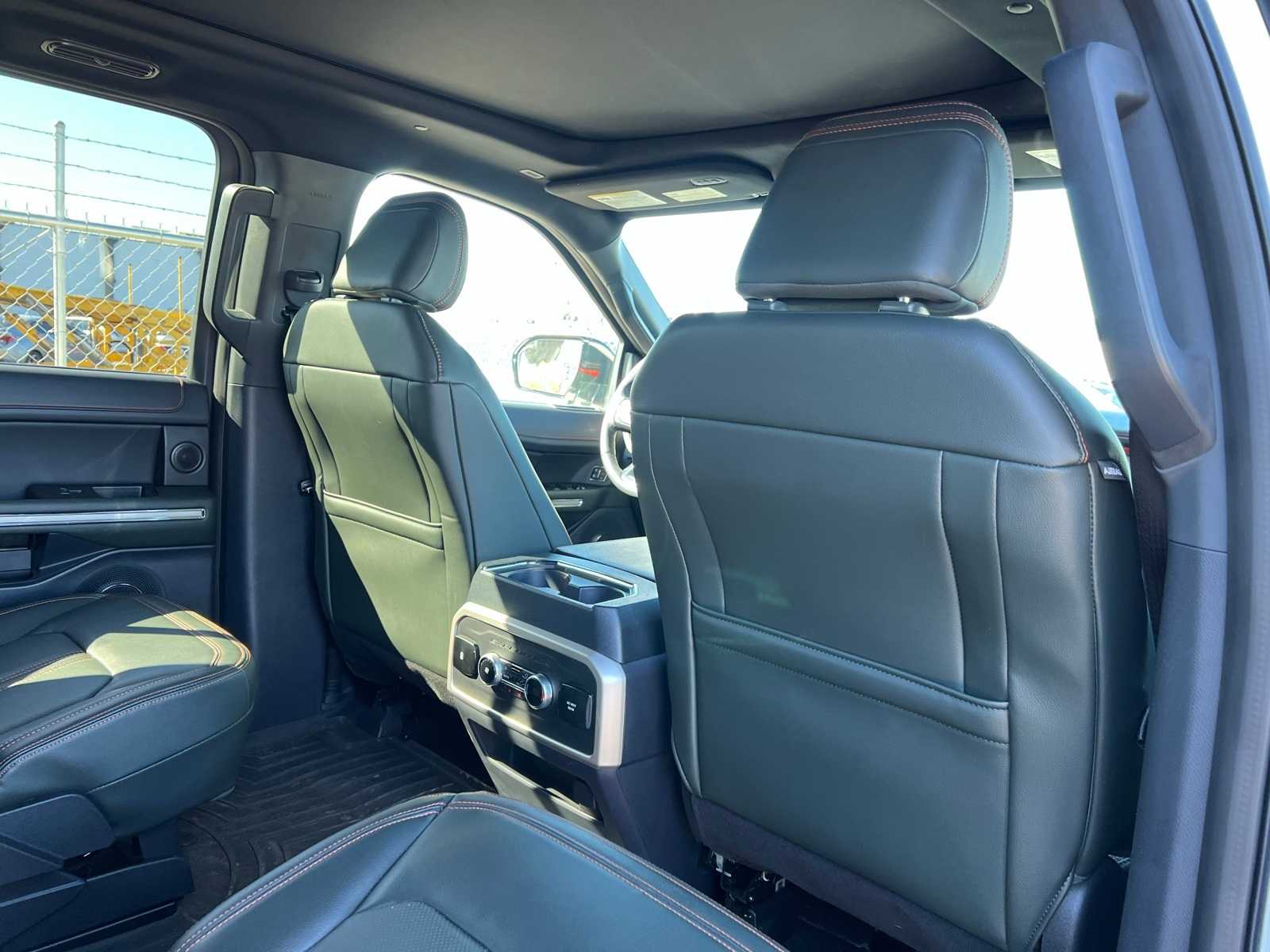 Thumbnail: 2022 Ford Expedition - 21