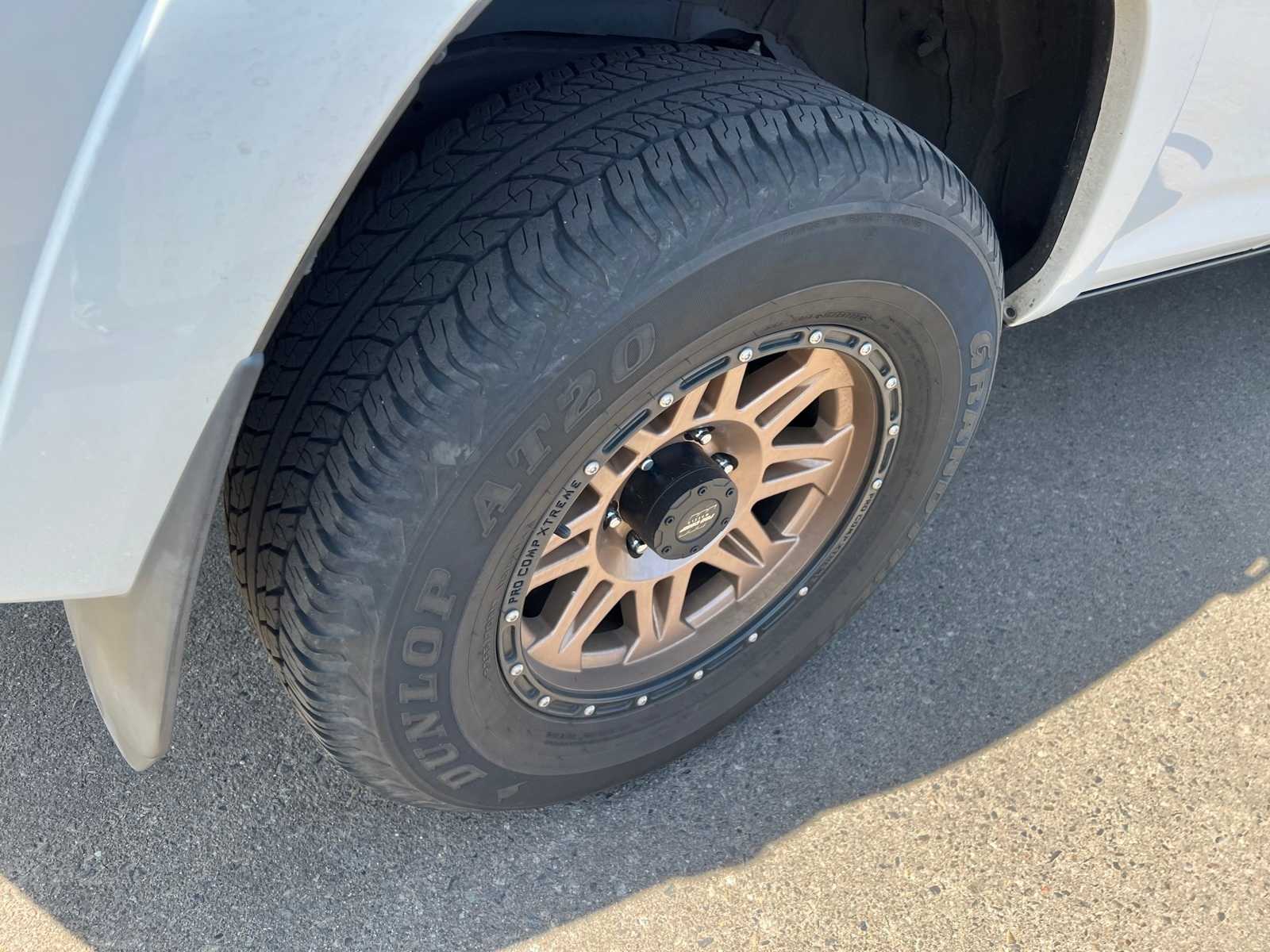 Thumbnail: 2022 Toyota 4Runner - 20