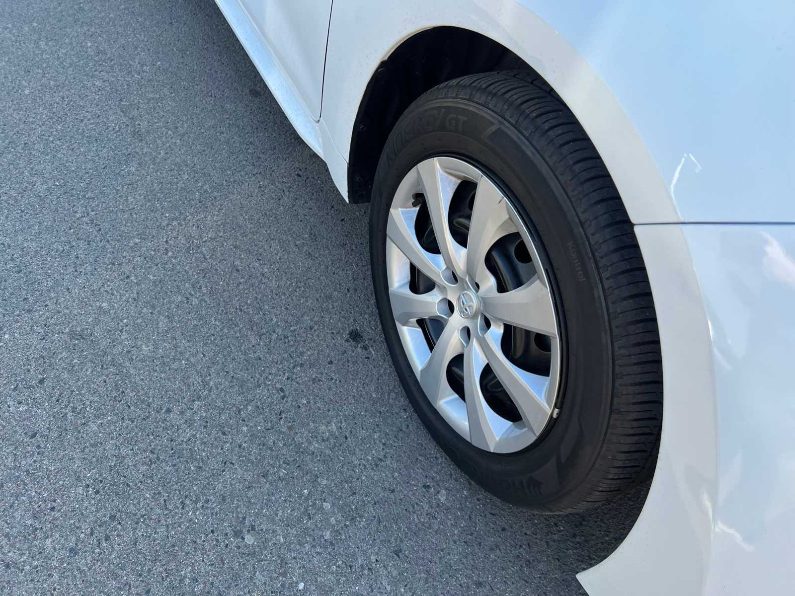 Thumbnail: 2024 Toyota Corolla - 25