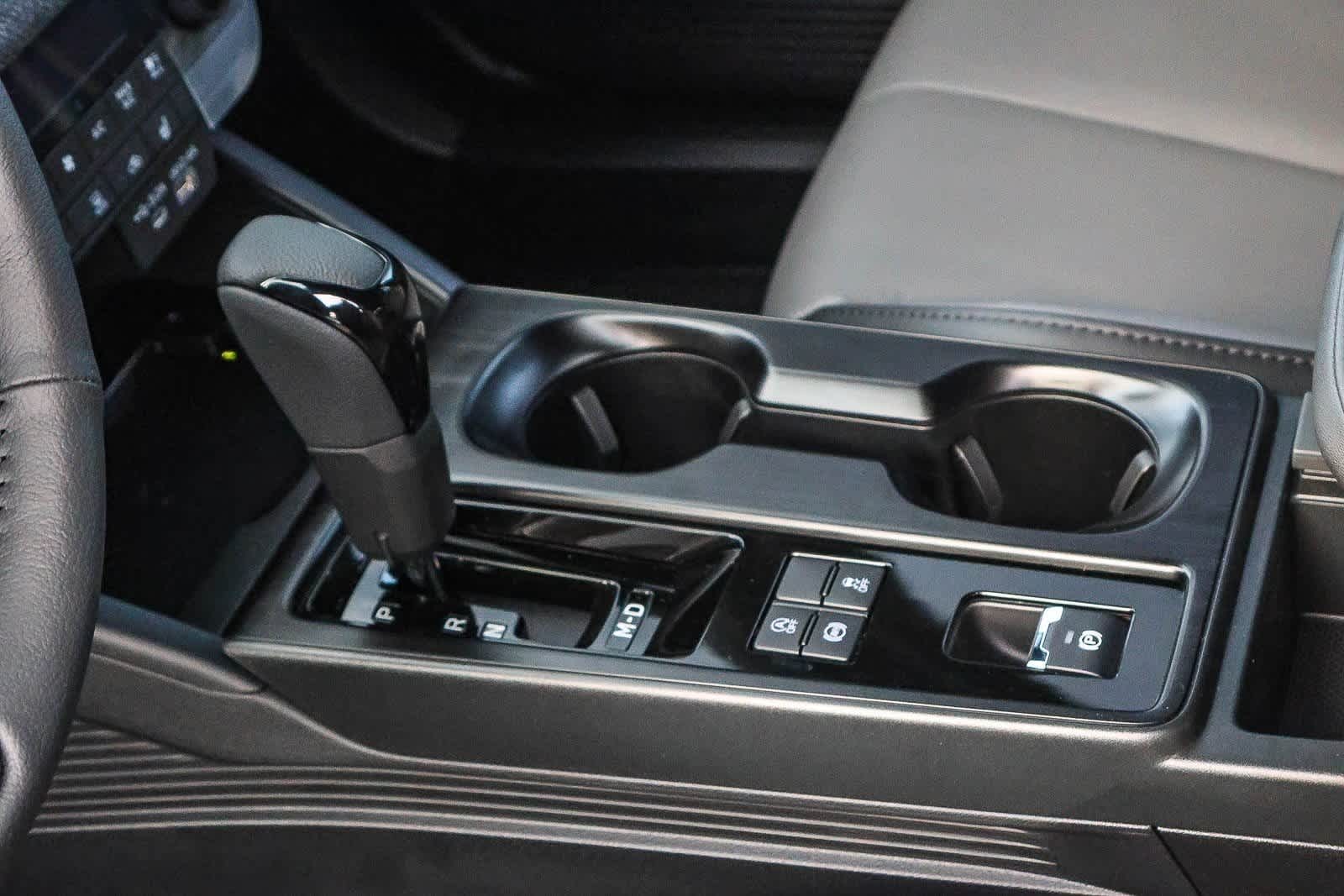 Thumbnail: 2026 Subaru Outback - 17