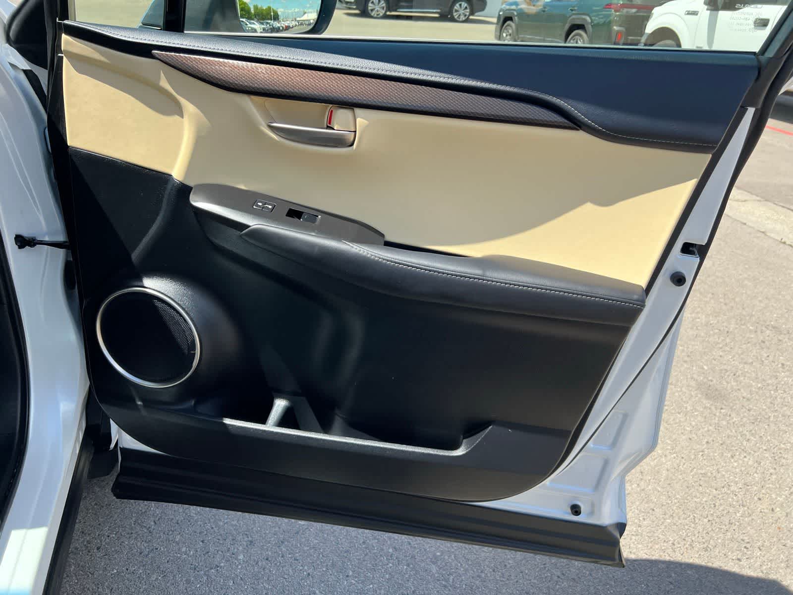 Thumbnail: 2016 Lexus NX - 27