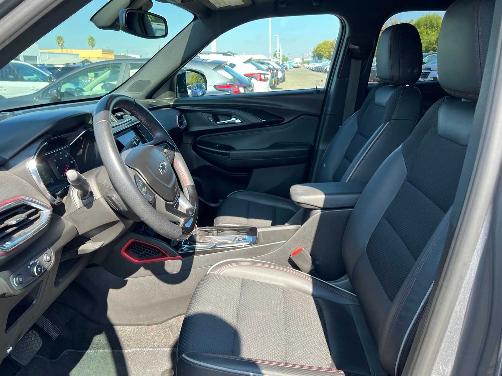 Thumbnail: 2021 Chevrolet TrailBlazer - 15