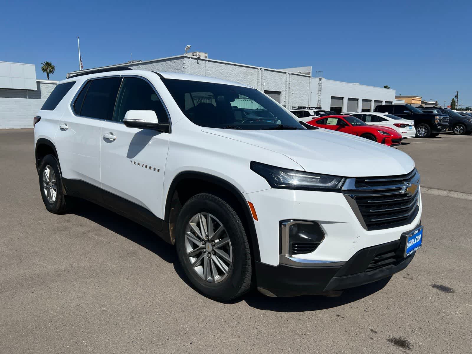 Thumbnail: 2023 Chevrolet Traverse - 10