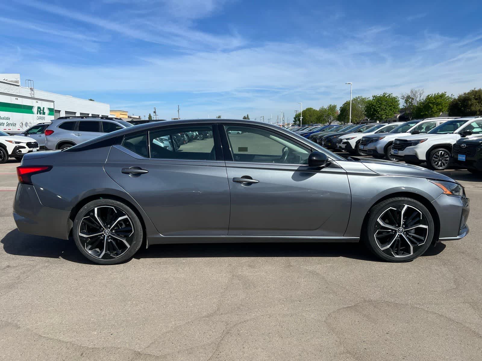 Thumbnail: 2023 Nissan Altima - 10