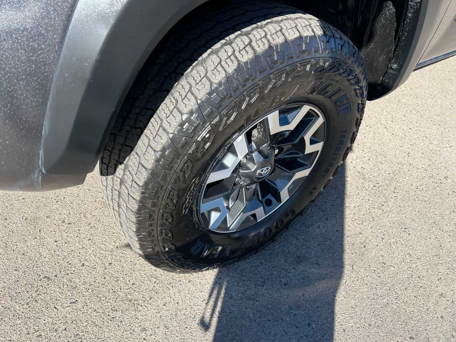 Thumbnail: 2023 Toyota Tacoma - 13