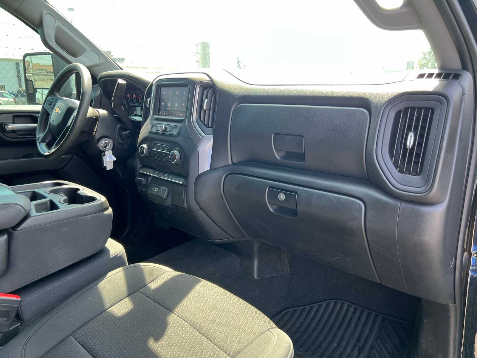 Thumbnail: 2021 Chevrolet Silverado 2500 - 26