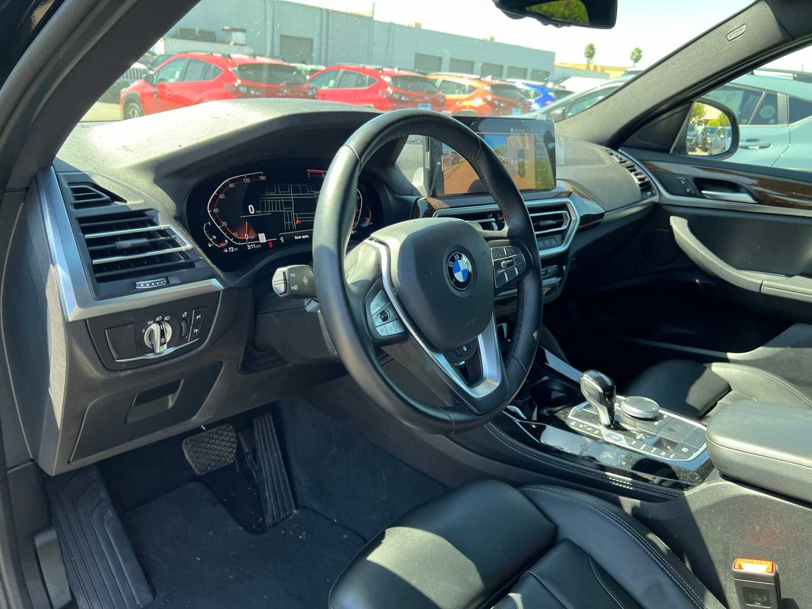 Thumbnail: 2023 BMW X4 - 14