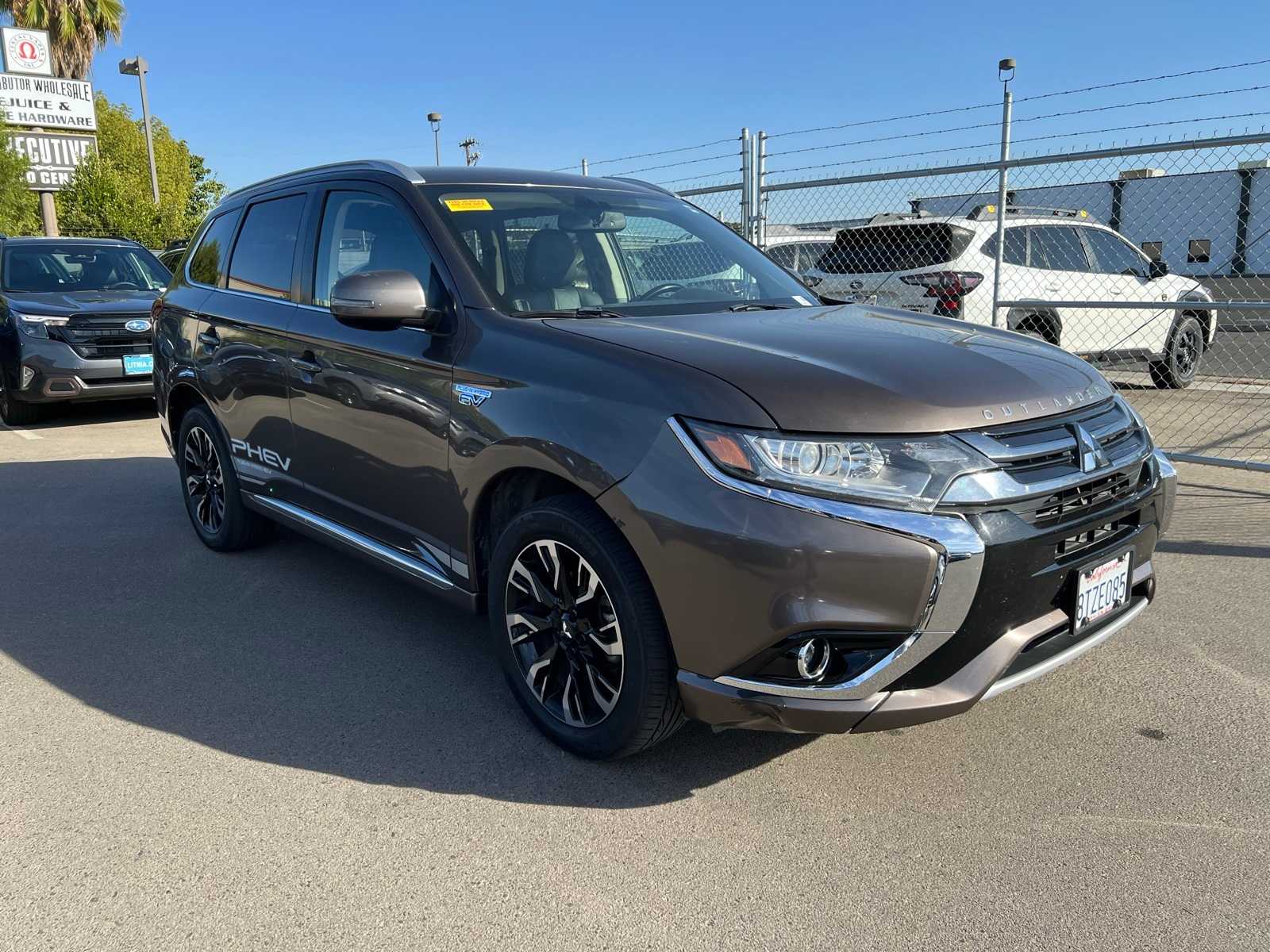 Thumbnail: 2018 Mitsubishi Outlander - 11