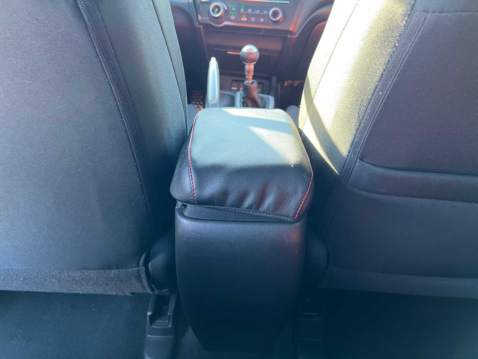 Thumbnail: 2015 Honda Civic - 32