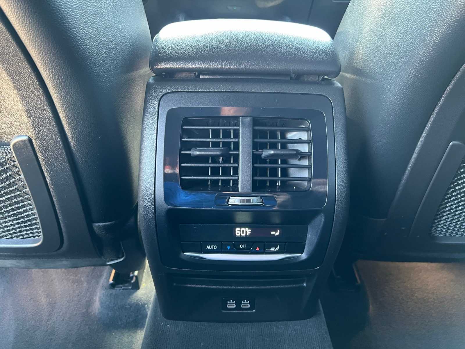 Thumbnail: 2023 BMW X4 - 32