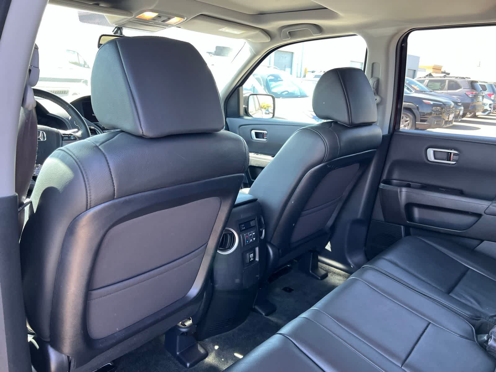 Thumbnail: 2013 Honda Pilot - 17