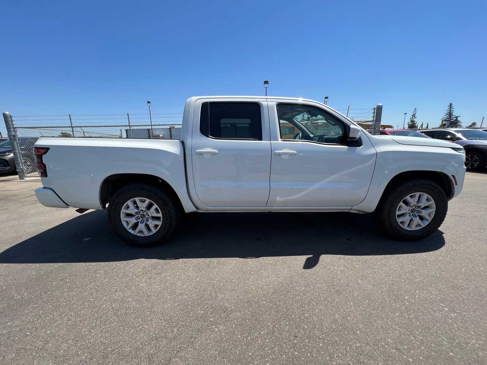 Thumbnail: 2023 Nissan Frontier - 8