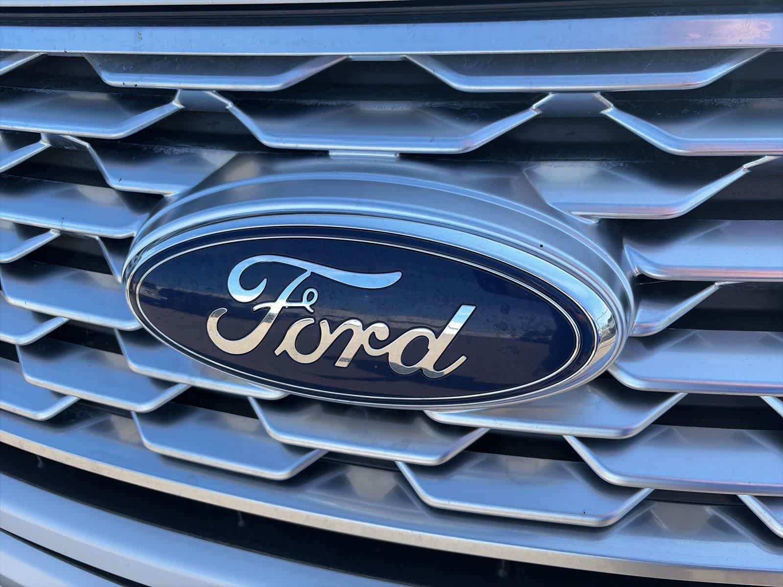 Thumbnail: 2018 Ford Explorer - 3