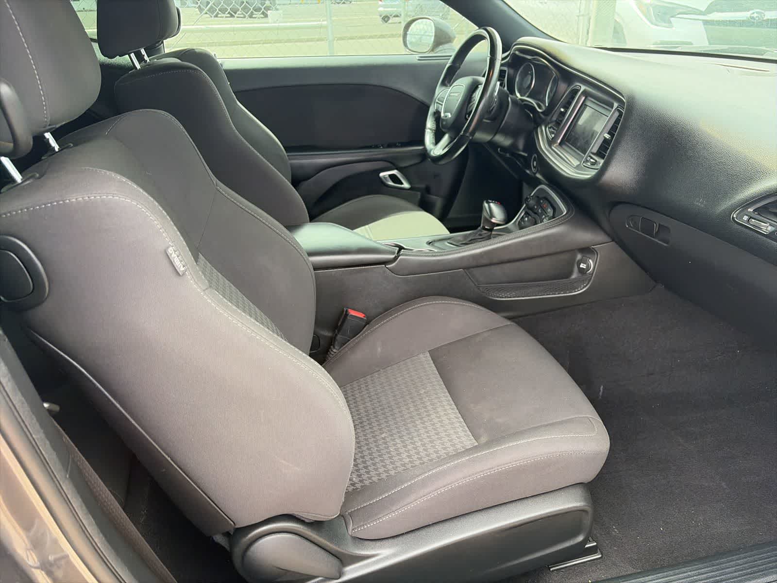 Thumbnail: 2019 Dodge Challenger - 10