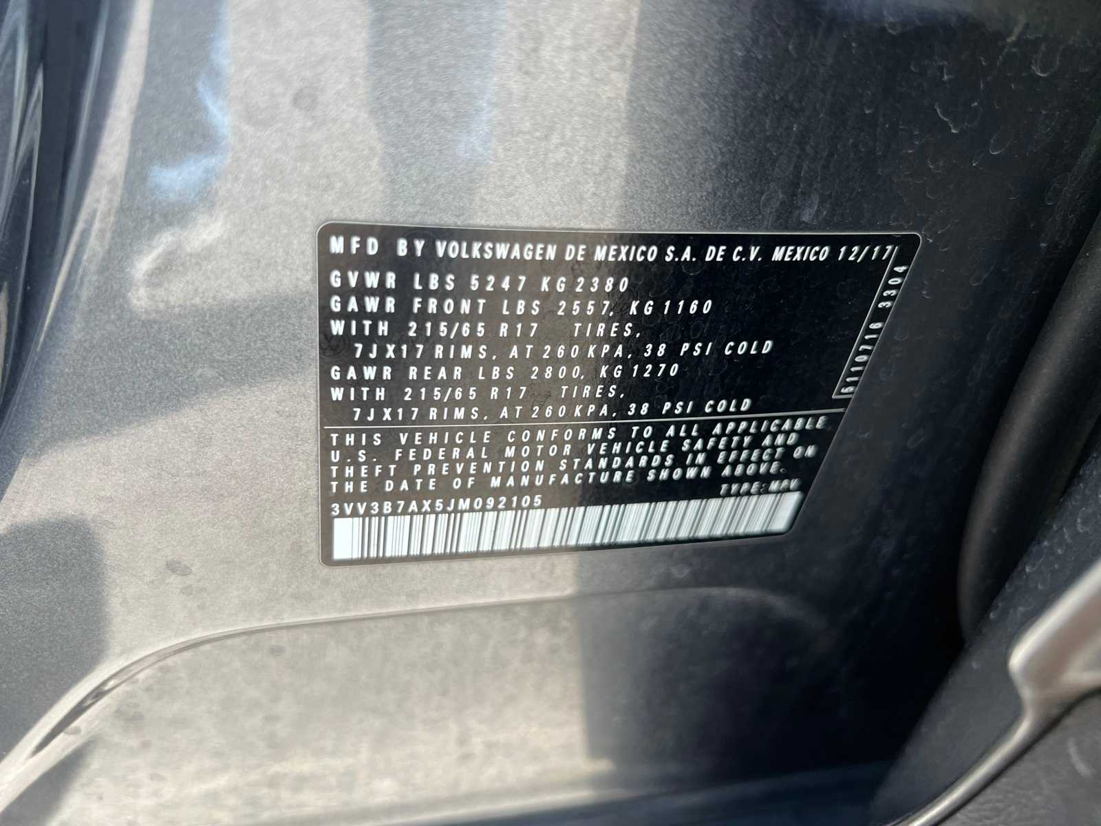 2018 Volkswagen Tiguan SE 38