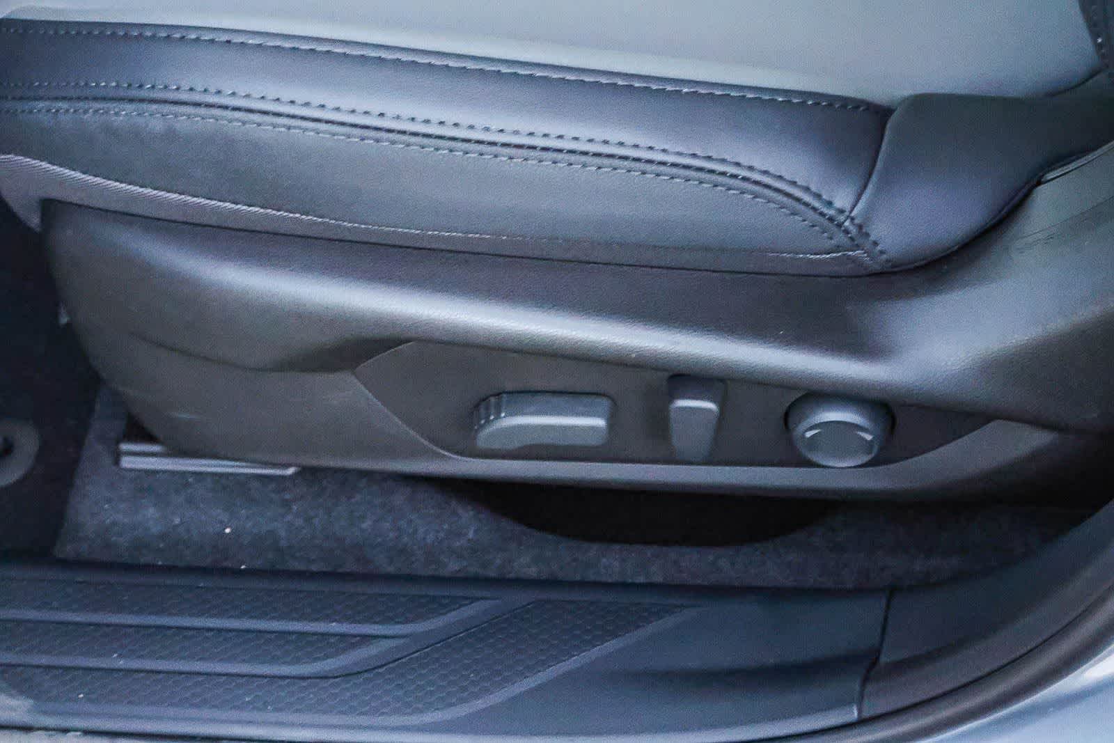 Thumbnail: 2026 Subaru Outback - 15