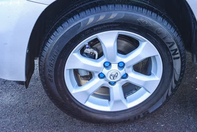 2012 Toyota RAV4 EV 9
