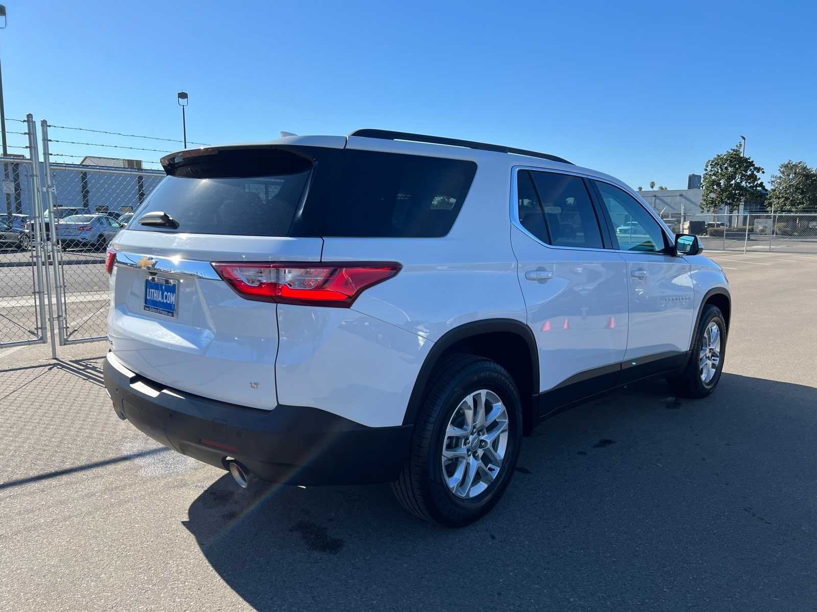 Thumbnail: 2021 Chevrolet Traverse - 9