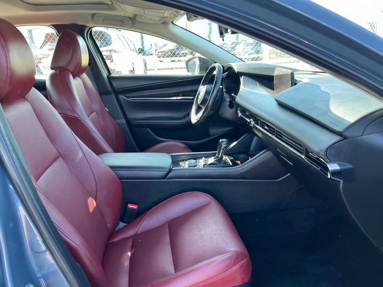 Thumbnail: 2024 Mazda Mazda3 - 27