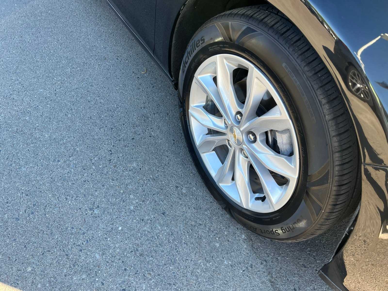 Thumbnail: 2023 Chevrolet Malibu - 25