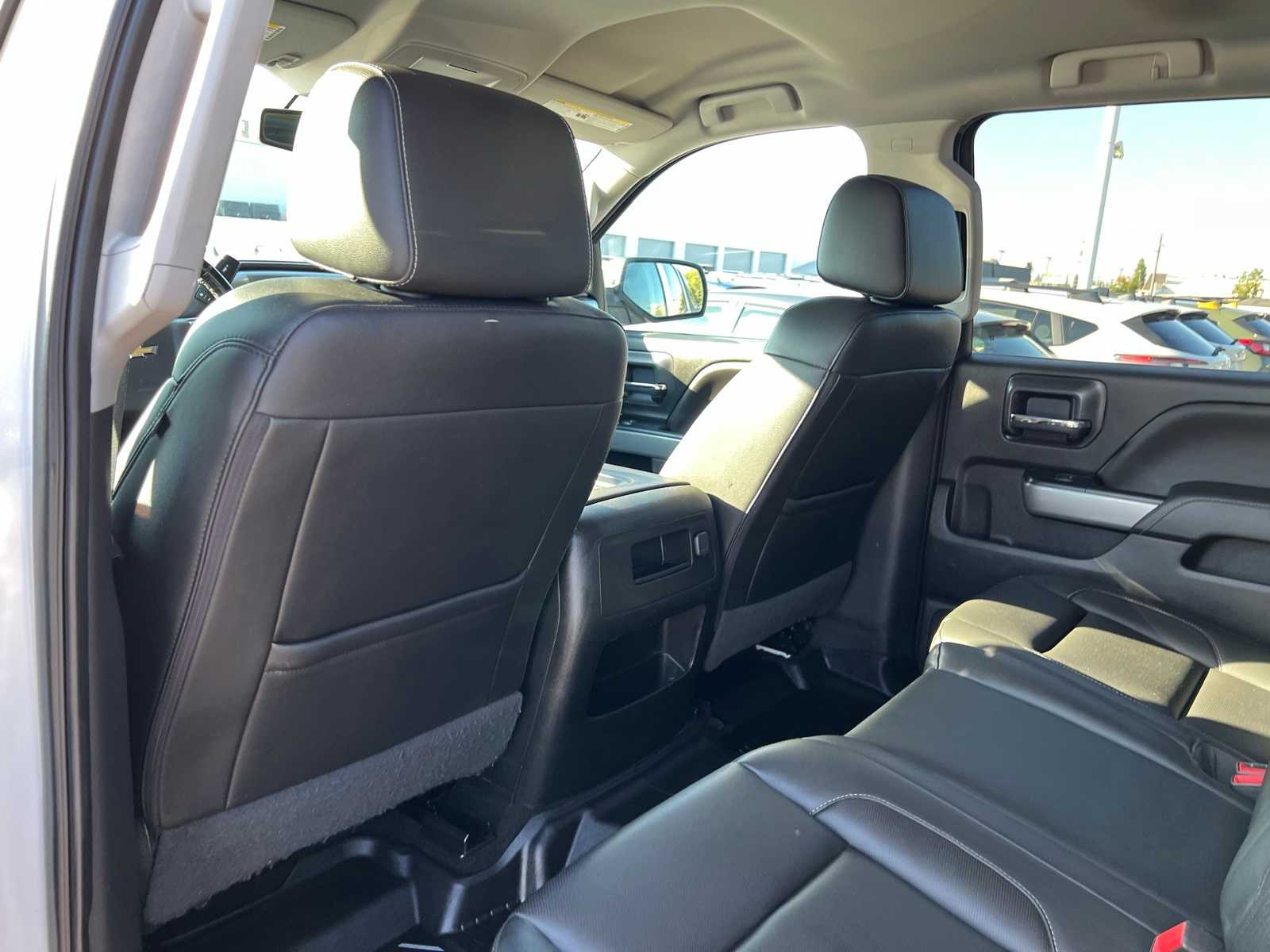 Thumbnail: 2018 Chevrolet Silverado 1500 - 17