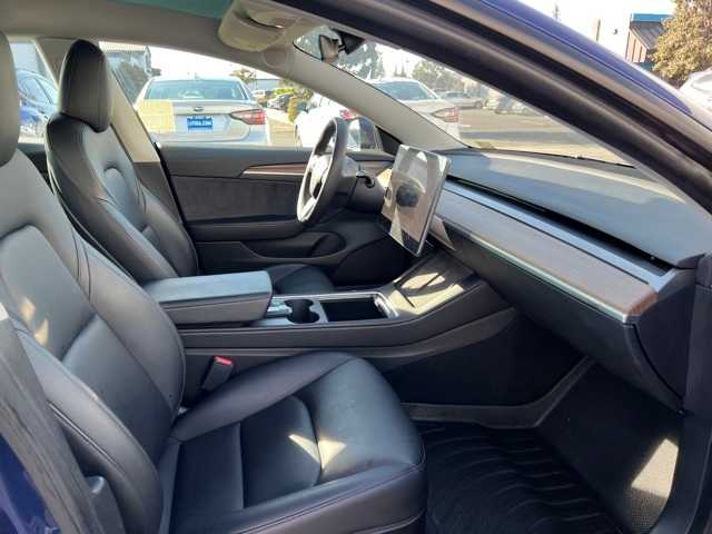 Thumbnail: 2022 Tesla Model 3 - 25